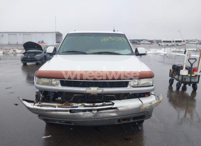 Photo 12 of 2002 Chevrolet Suburban 1500 LT (VIN 3GNFK16Z22G341955)