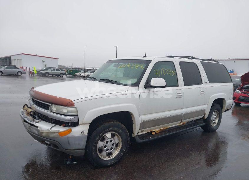 Photo 2 of 2002 Chevrolet Suburban 1500 LT (VIN 3GNFK16Z22G341955)
