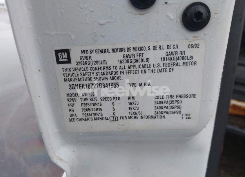 Photo 9 of 2002 Chevrolet Suburban 1500 LT (VIN 3GNFK16Z22G341955)