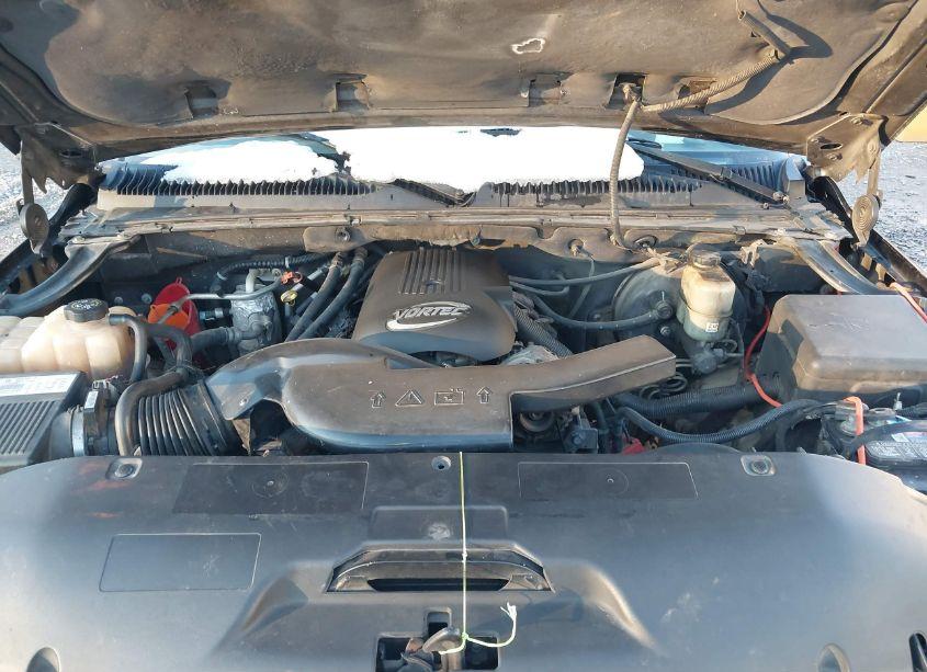 Photo 10 of 2002 Chevrolet Suburban 1500 Z71 (VIN 3GNFK16Z22G348078)