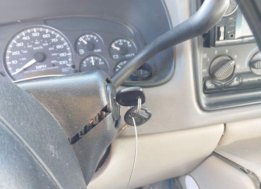 Photo 11 of 2002 Chevrolet Suburban 1500 Z71 (VIN 3GNFK16Z22G348078)