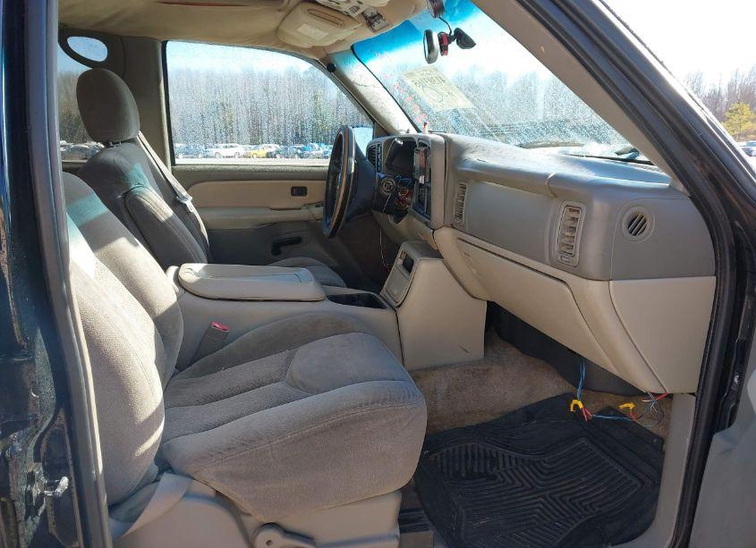 Photo 5 of 2002 Chevrolet Suburban 1500 Z71 (VIN 3GNFK16Z22G348078)