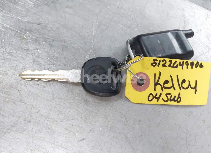 Photo 11 of 2004 Chevrolet Suburban 1500 Z71 (VIN 3GNFK16Z24G198220)