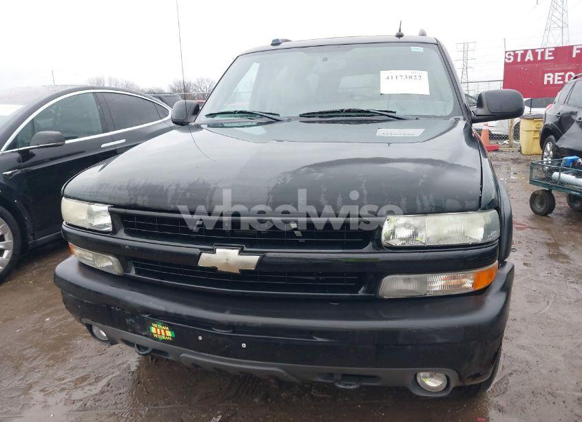 Photo 12 of 2004 Chevrolet Suburban 1500 Z71 (VIN 3GNFK16Z24G198220)
