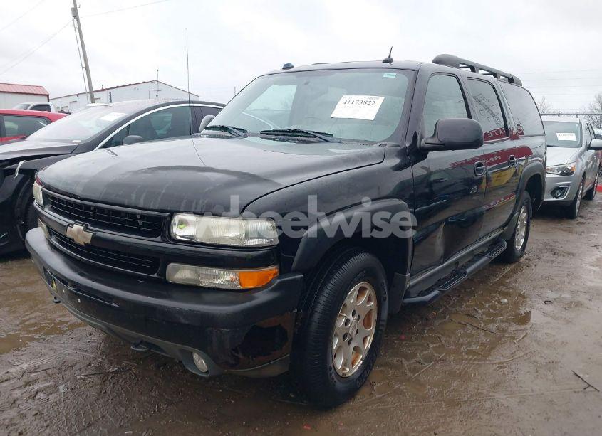 Photo 2 of 2004 Chevrolet Suburban 1500 Z71 (VIN 3GNFK16Z24G198220)