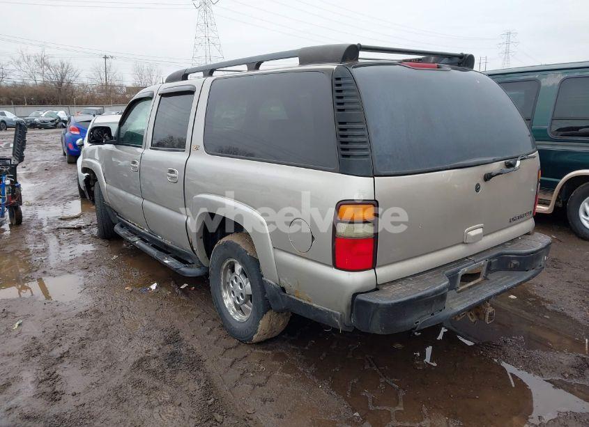 Photo 3 of 2004 Chevrolet Suburban 1500 Z71 (VIN 3GNFK16Z24G222709)