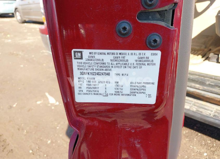 Photo 9 of 2004 Chevrolet Suburban 1500 LT (VIN 3GNFK16Z24G247948)