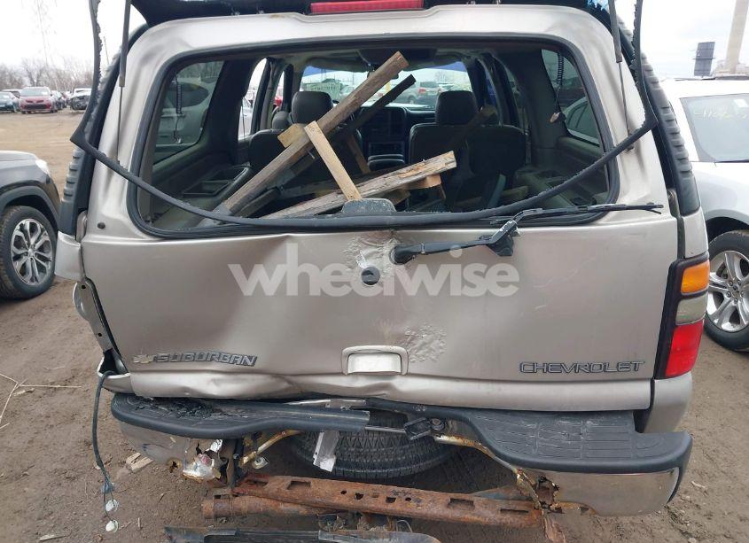 Photo 13 of 2005 Chevrolet Suburban 1500 LT (VIN 3GNFK16Z25G152985)