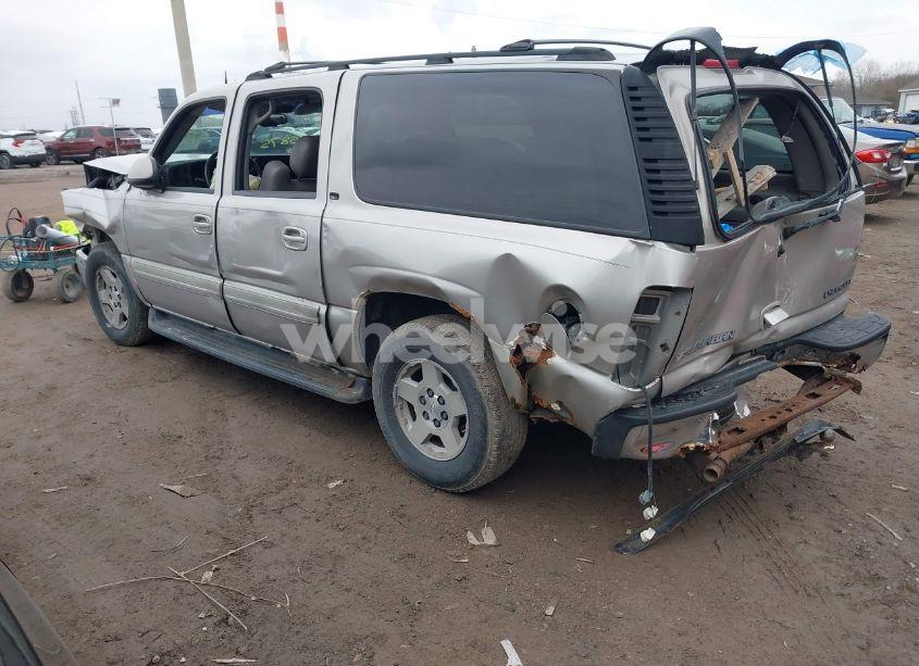 Photo 3 of 2005 Chevrolet Suburban 1500 LT (VIN 3GNFK16Z25G152985)