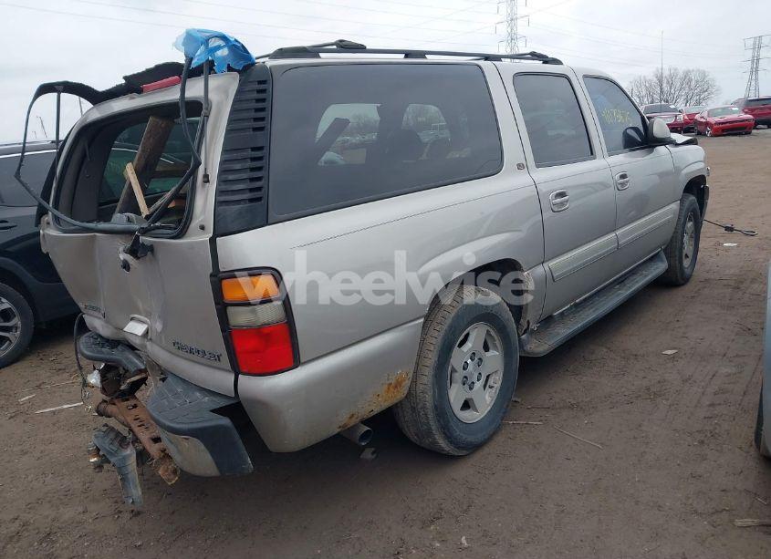 Photo 4 of 2005 Chevrolet Suburban 1500 LT (VIN 3GNFK16Z25G152985)