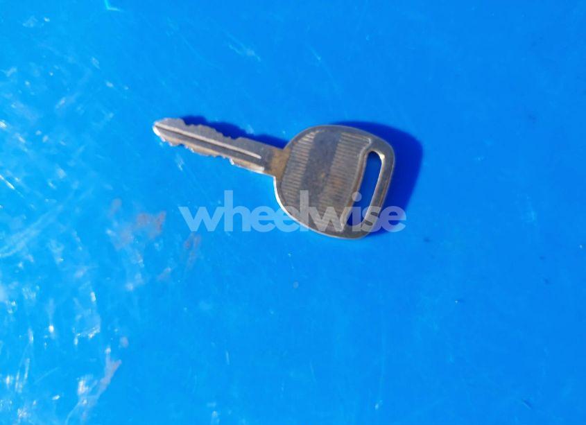 Photo 11 of 2002 Chevrolet Suburban 1500 LT (VIN 3GNFK16Z32G173307)