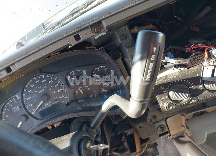 Photo 18 of 2002 Chevrolet Suburban 1500 LT (VIN 3GNFK16Z32G173307)