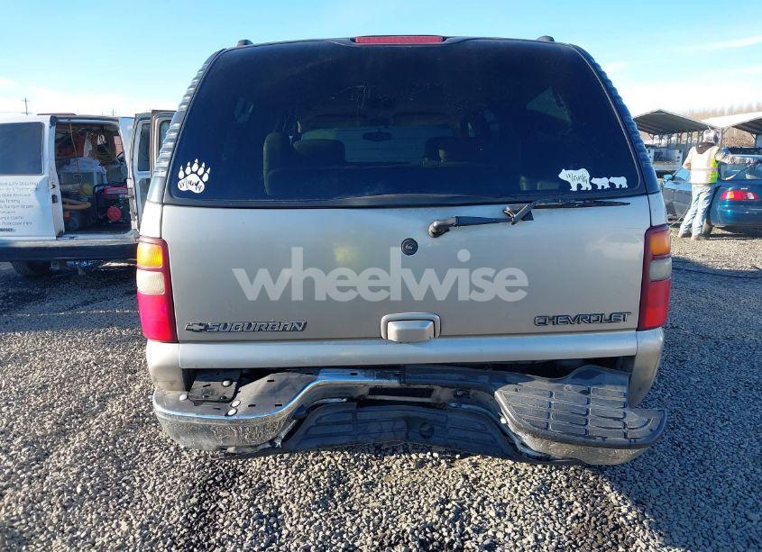 Photo 6 of 2002 Chevrolet Suburban 1500 LT (VIN 3GNFK16Z32G173307)