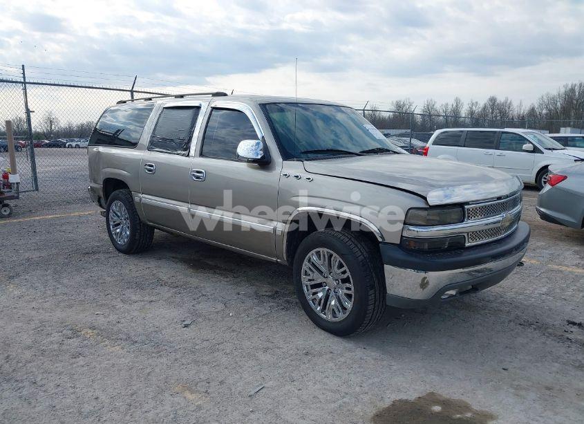 2003 Chevrolet Suburban 1500 LS (VIN 3GNFK16Z33G170733) main photo