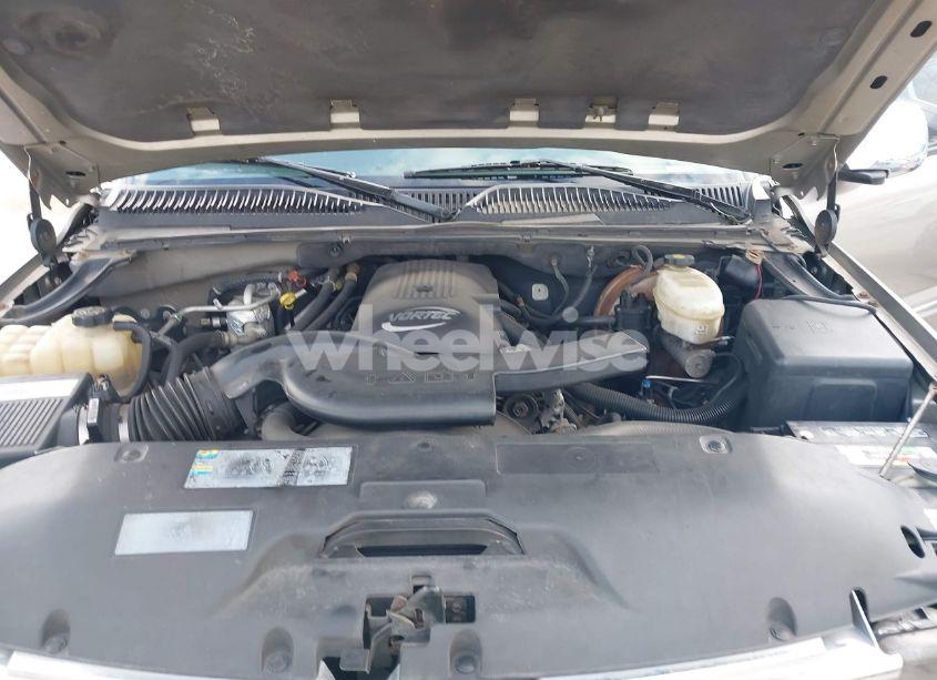 Photo 10 of 2003 Chevrolet Suburban 1500 LS (VIN 3GNFK16Z33G170733)