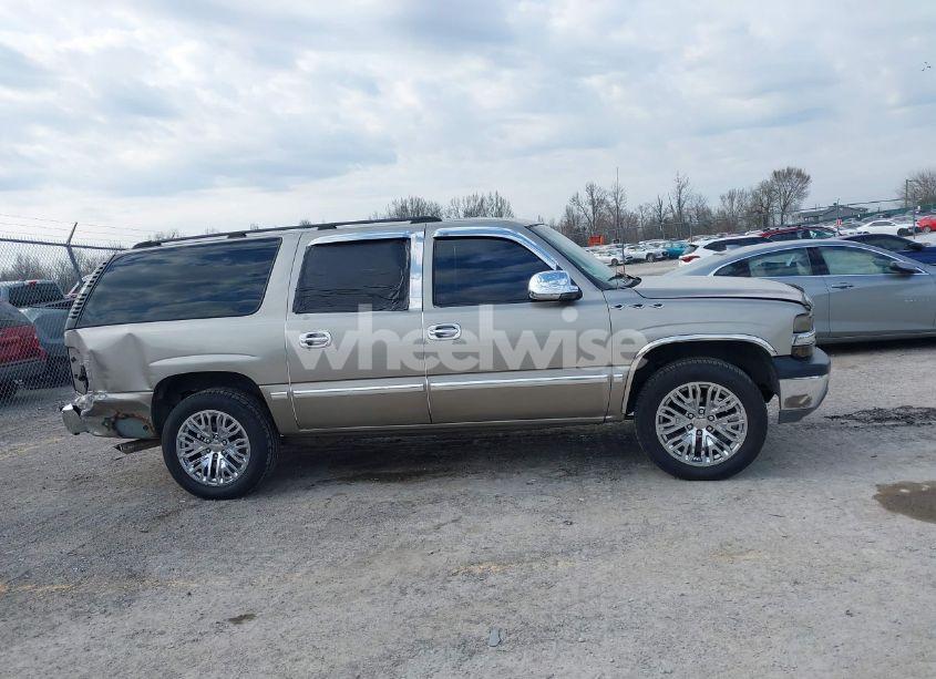 Photo 13 of 2003 Chevrolet Suburban 1500 LS (VIN 3GNFK16Z33G170733)