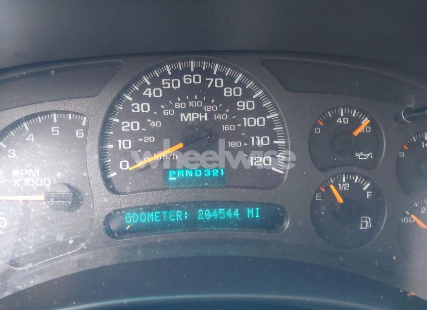 Photo 7 of 2003 Chevrolet Suburban 1500 LS (VIN 3GNFK16Z33G170733)