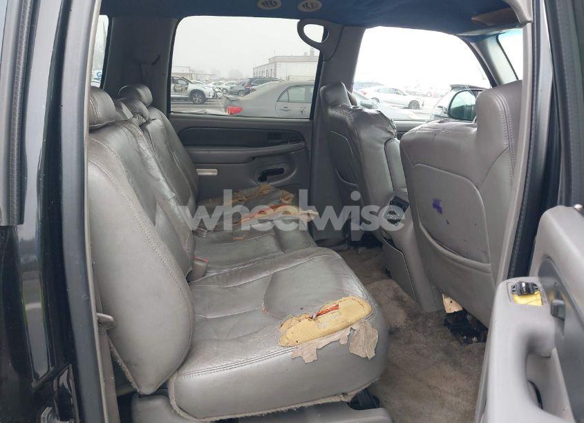 Photo 8 of 2003 Chevrolet Suburban 1500 LT (VIN 3GNFK16Z33G213287)