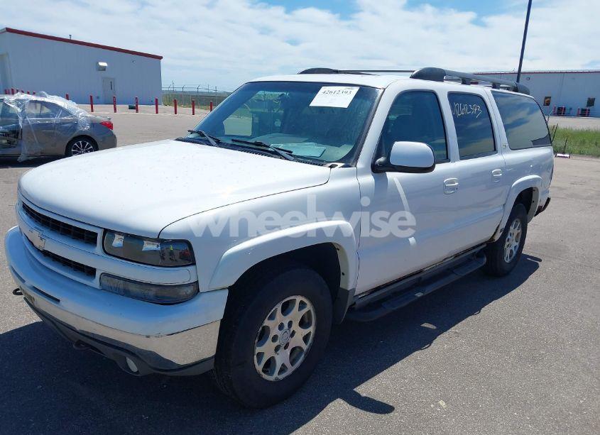 Photo 2 of 2003 Chevrolet Suburban 1500 Z71 (VIN 3GNFK16Z33G308805)