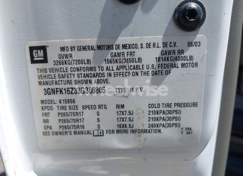 Photo 9 of 2003 Chevrolet Suburban 1500 Z71 (VIN 3GNFK16Z33G308805)