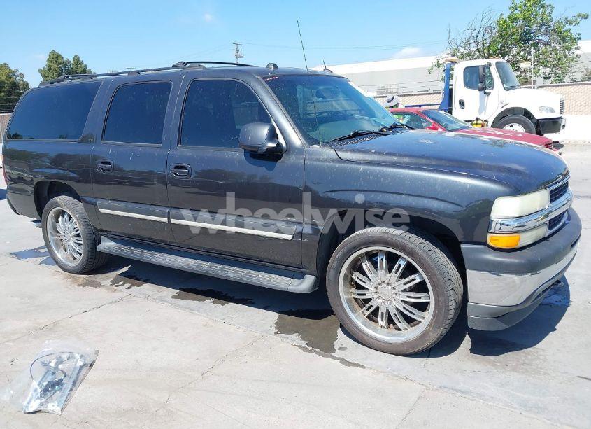 2005 Chevrolet Suburban 1500 LT (VIN 3GNFK16Z35G126718) main photo
