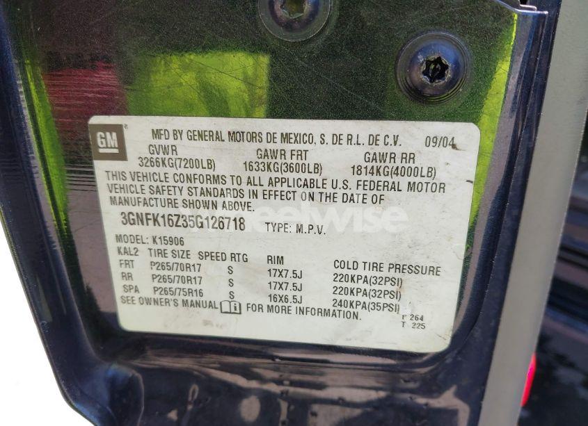 Photo 9 of 2005 Chevrolet Suburban 1500 LT (VIN 3GNFK16Z35G126718)