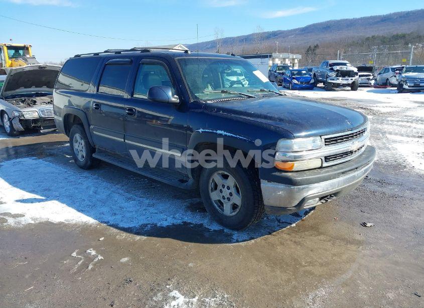 2005 Chevrolet Suburban 1500 LT (VIN 3GNFK16Z35G218833) main photo