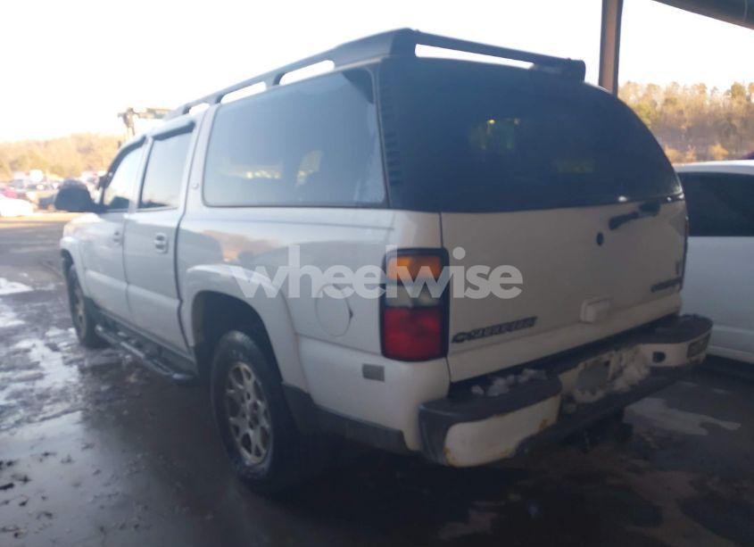 Photo 3 of 2005 Chevrolet Suburban 1500 Z71 (VIN 3GNFK16Z35G264713)