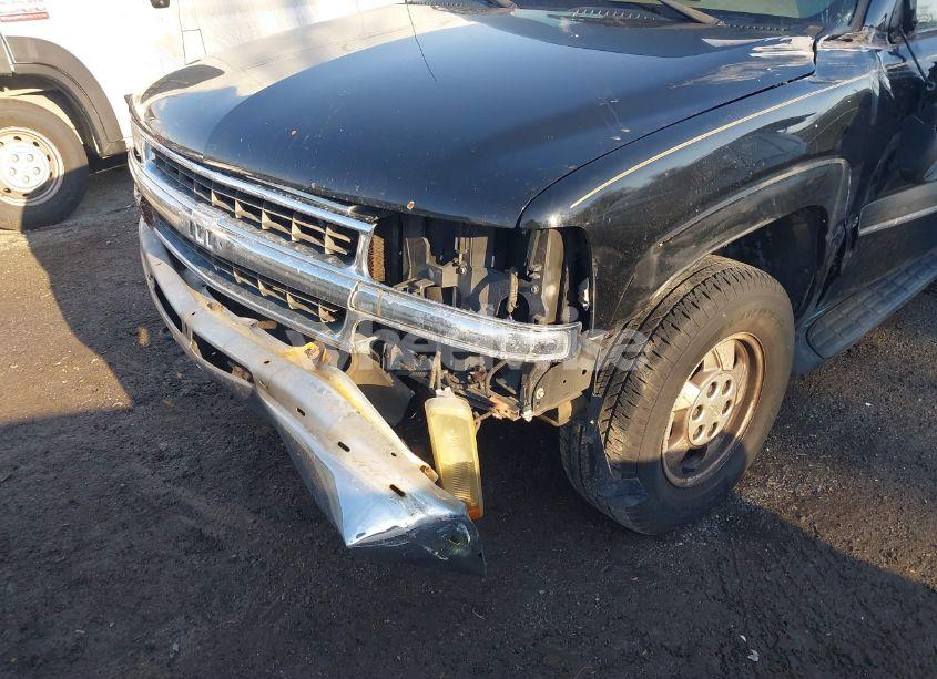 Photo 6 of 2002 Chevrolet Suburban 1500 LT (VIN 3GNFK16Z42G199561)