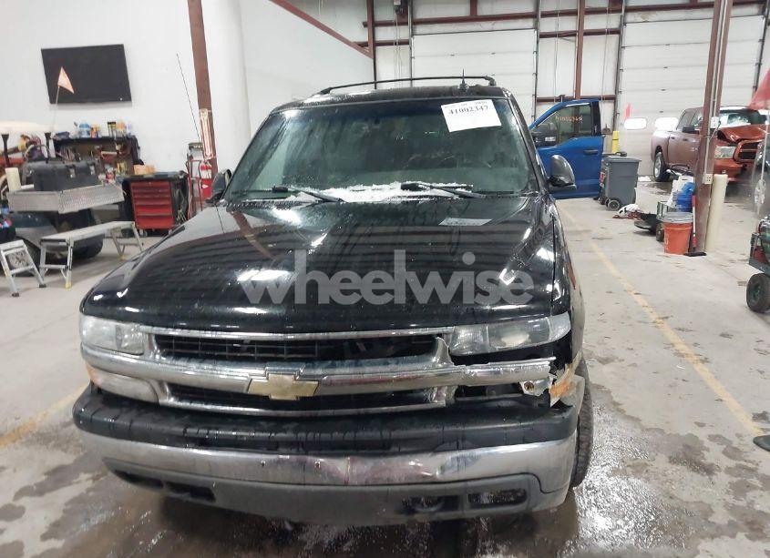 Photo 12 of 2002 Chevrolet Suburban 1500 LT (VIN 3GNFK16Z42G305930)