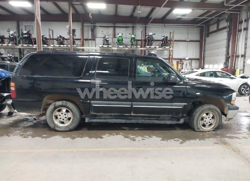 Photo 13 of 2002 Chevrolet Suburban 1500 LT (VIN 3GNFK16Z42G305930)