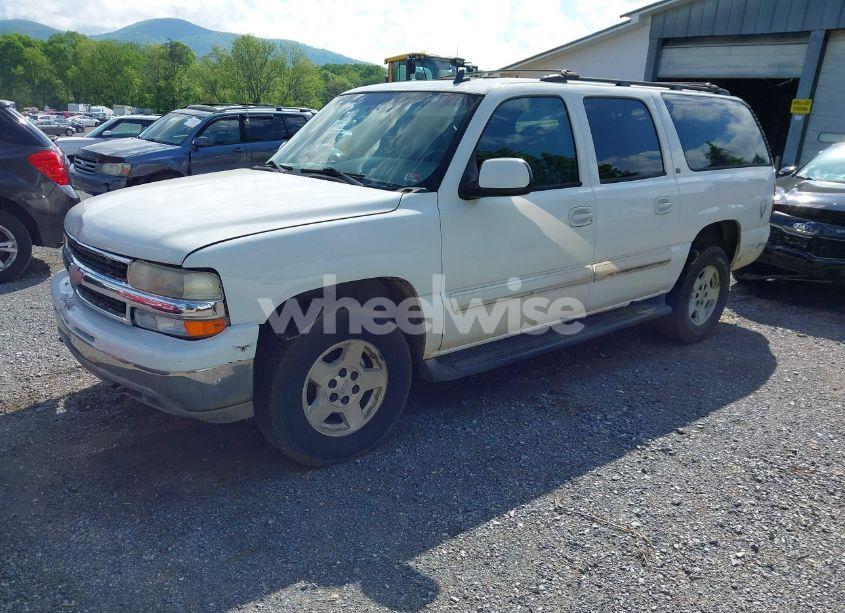 Photo 2 of 2006 Chevrolet Suburban 1500 LT (VIN 3GNFK16Z46G103093)