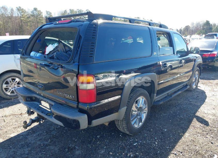 Photo 4 of 2002 Chevrolet Suburban 1500 Z71 (VIN 3GNFK16Z52G264577)