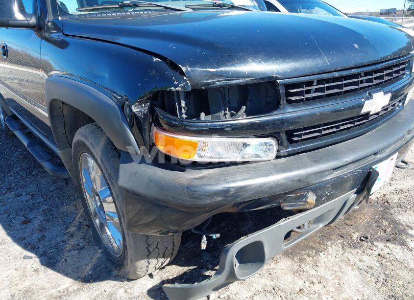 Photo 6 of 2002 Chevrolet Suburban 1500 Z71 (VIN 3GNFK16Z52G264577)