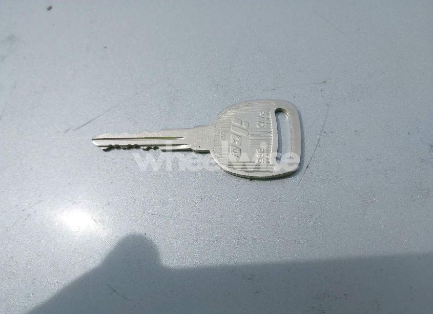 Photo 11 of 2003 Chevrolet Suburban 1500 LT (VIN 3GNFK16Z53G272826)