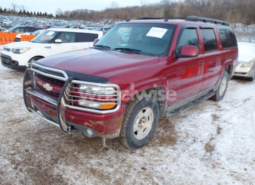 Photo 2 of 2005 Chevrolet Suburban 1500 Z71 (VIN 3GNFK16Z55G210040)