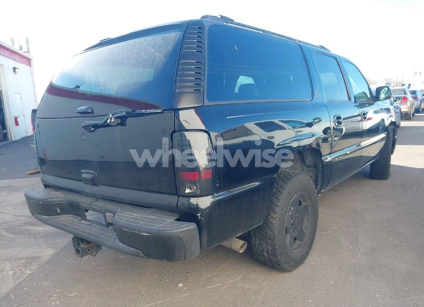 Photo 4 of 2005 Chevrolet Suburban 1500 LT (VIN 3GNFK16Z55G295686)