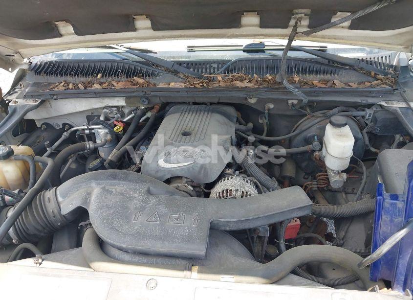 Photo 10 of 2002 Chevrolet Suburban 1500 Z71 (VIN 3GNFK16Z62G176637)
