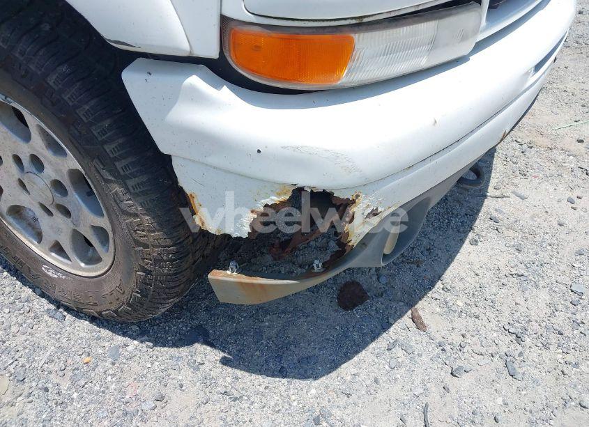 Photo 6 of 2002 Chevrolet Suburban 1500 Z71 (VIN 3GNFK16Z62G176637)