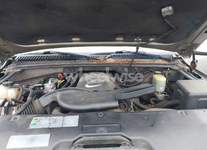 Photo 10 of 2002 Chevrolet Suburban 1500 Z71 (VIN 3GNFK16Z62G267729)