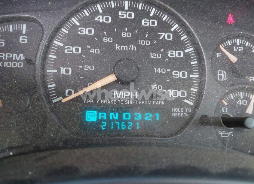 Photo 7 of 2002 Chevrolet Suburban 1500 Z71 (VIN 3GNFK16Z62G267729)