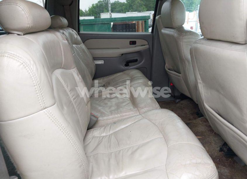 Photo 8 of 2002 Chevrolet Suburban 1500 Z71 (VIN 3GNFK16Z62G267729)