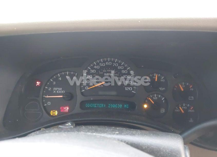 Photo 7 of 2003 Chevrolet Suburban 1500 Z71 (VIN 3GNFK16Z63G166885)