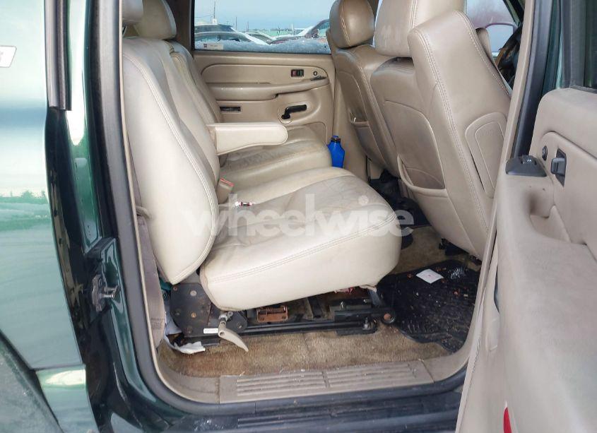 Photo 8 of 2003 Chevrolet Suburban 1500 Z71 (VIN 3GNFK16Z63G166885)