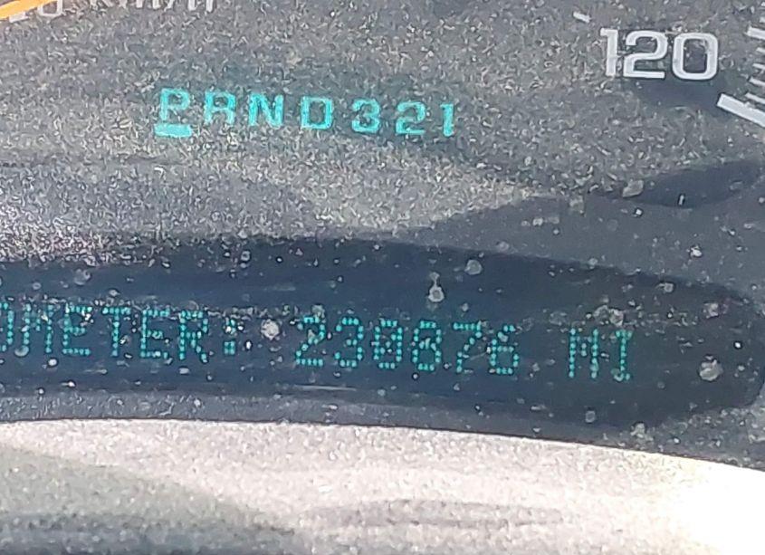 Photo 15 of 2004 Chevrolet Suburban 1500 Z71 (VIN 3GNFK16Z64G272478)