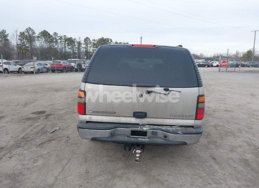 Photo 16 of 2005 Chevrolet Suburban 1500 LS (VIN 3GNFK16Z65G185021)