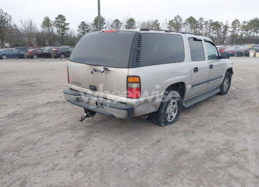 Photo 4 of 2005 Chevrolet Suburban 1500 LS (VIN 3GNFK16Z65G185021)