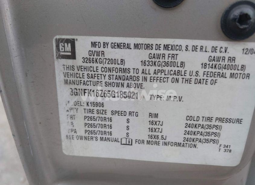 Photo 9 of 2005 Chevrolet Suburban 1500 LS (VIN 3GNFK16Z65G185021)