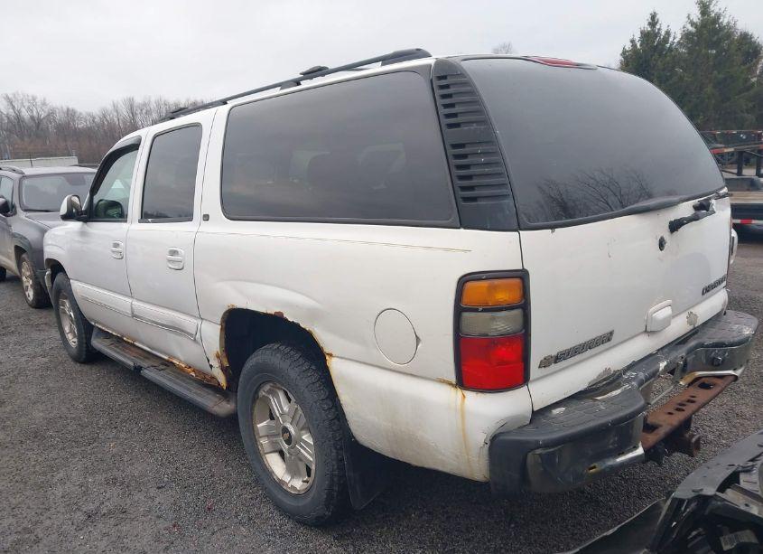 Photo 3 of 2005 Chevrolet Suburban 1500 LT (VIN 3GNFK16Z65G281621)