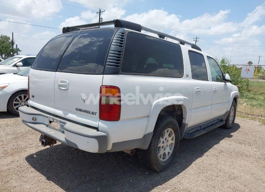 Photo 4 of 2002 Chevrolet Suburban 1500 Z71 (VIN 3GNFK16Z72G137619)